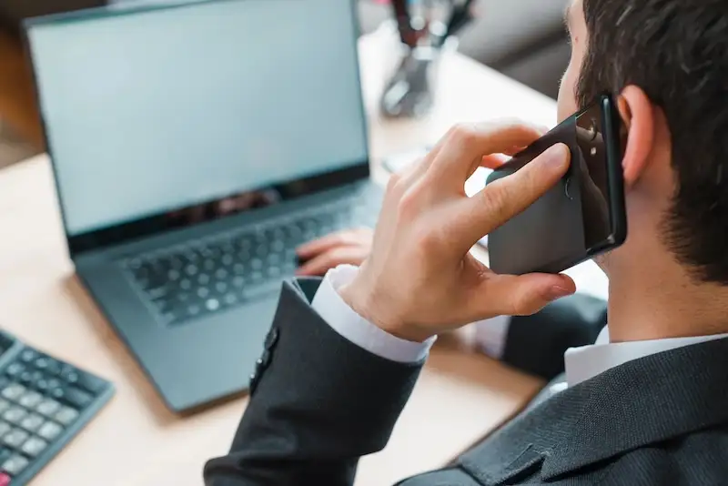 Protezione delle comunicazioni e delle informazioni